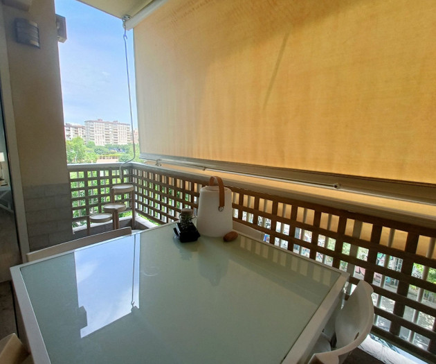 Apartment with Terrace Next to Turia Gardens