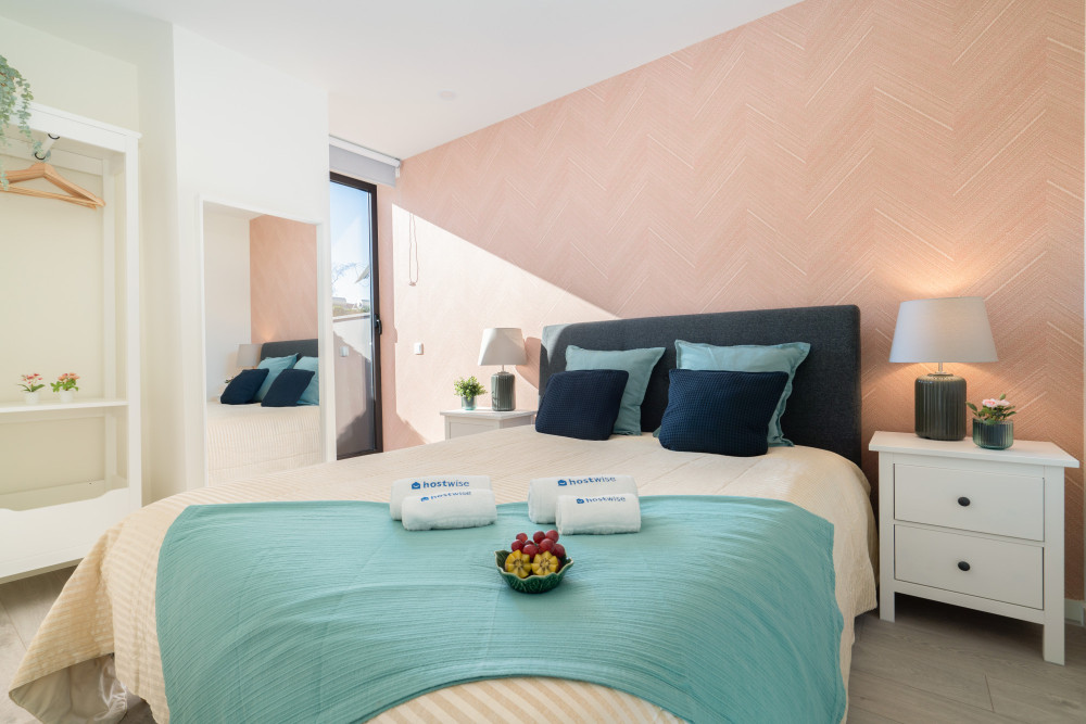 Charming Showy Flat w/ Terrace preview