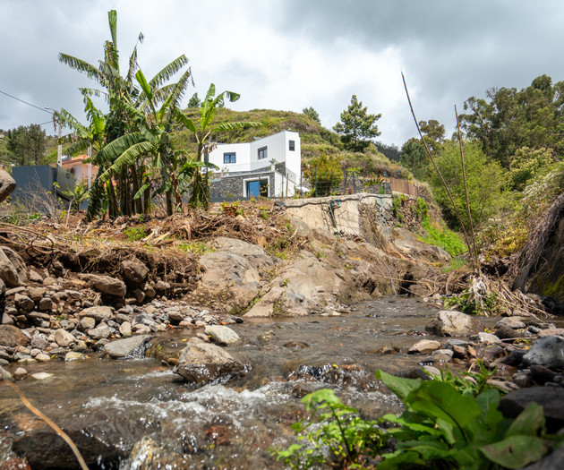 Villa w/ Private Heated Pool, Office, Gym- Madeira