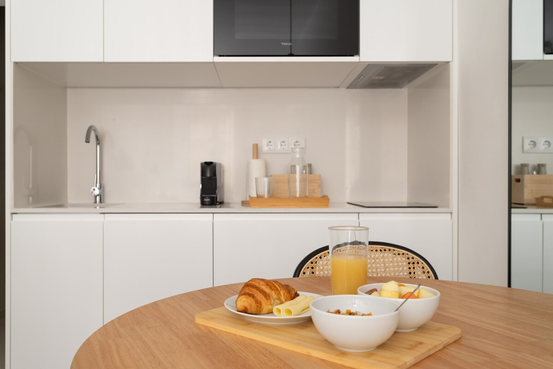 Kitchenette image 2