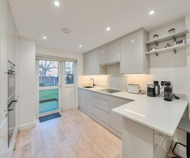 Beautiful 2 bed flat in Central London.