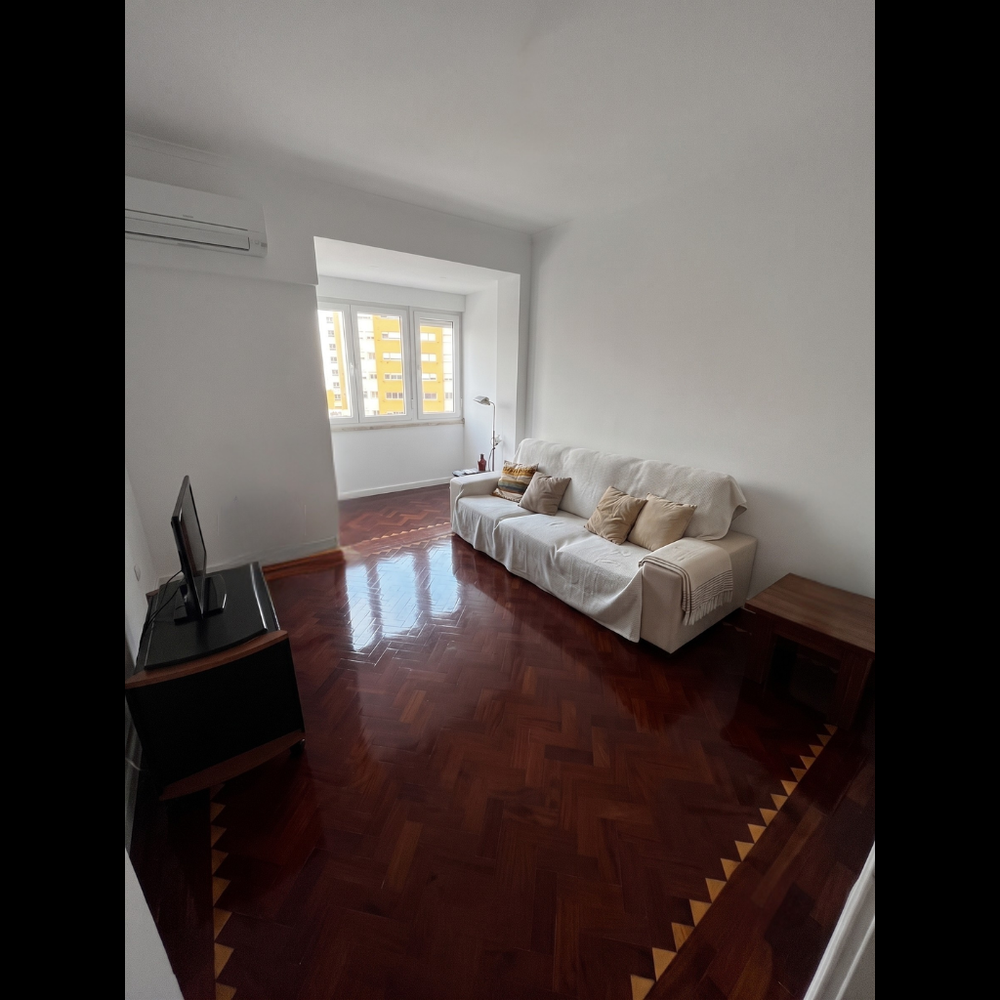 Bright 2-BedRoom Apartment in Laranjeiras preview