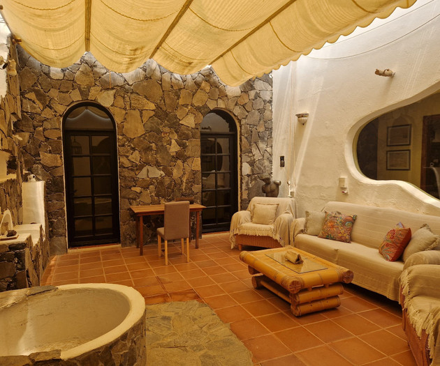 Luxury villa near beachfront in Caleta De Fuste
