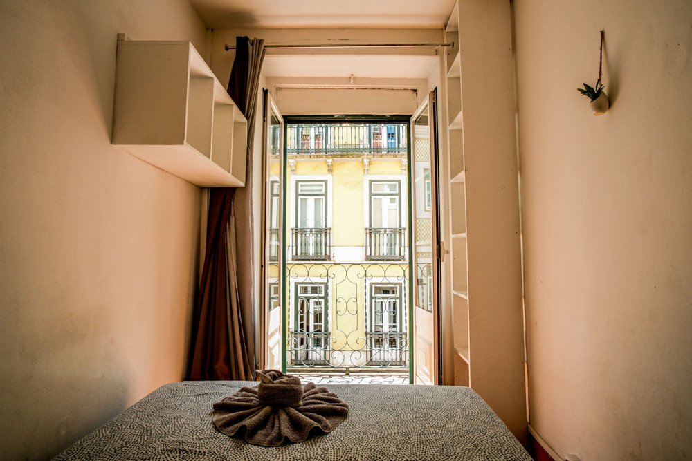 Room A In cozy Apartment Patio preview