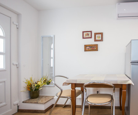 Cozy Small Apartment in Zadar (Diklo)