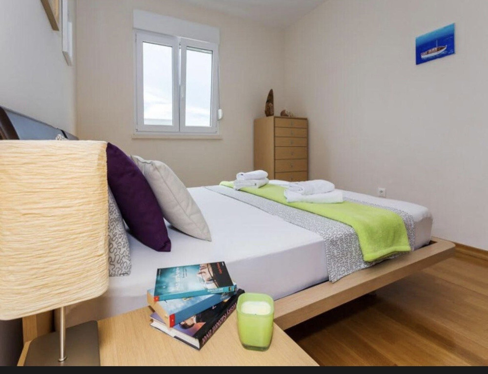 Bright Hvar Apartment-10min walk to center & beach preview