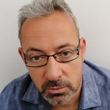 Leó G.