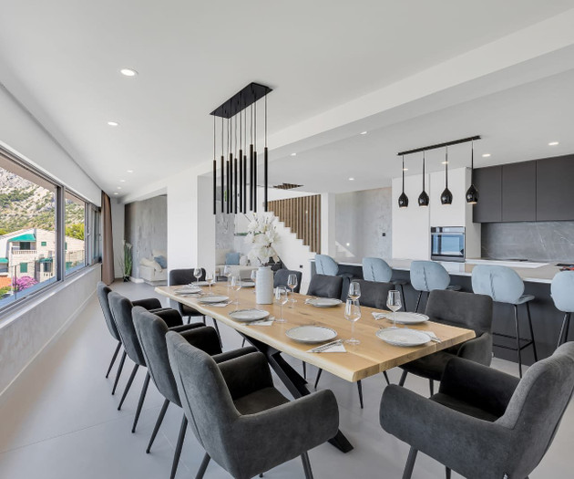Penthouse Soll 100m from sea