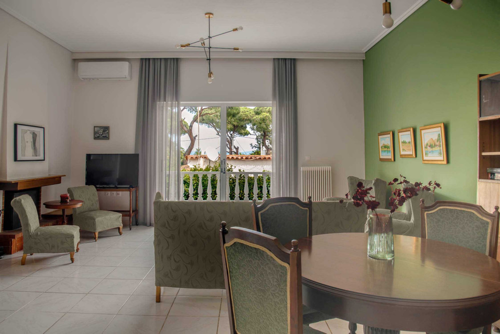2 Bedroom Flat near the beach, Athens preview