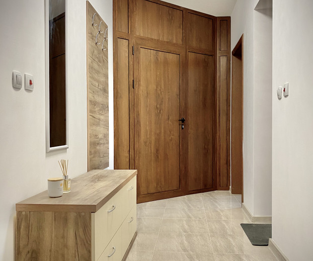 Spacious & Cozy 2 BDR Apartment with Fast Wi-fi