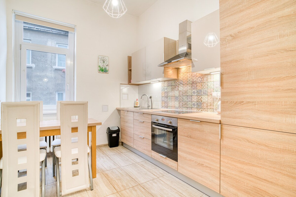 Charming Downtown Apartment preview