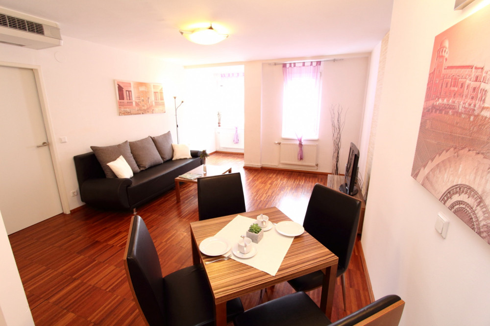 Sunny Apartment - free WLAN, Fitness, Laundry