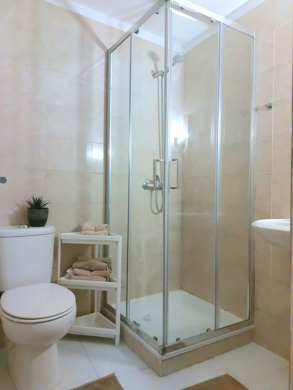 Work From the Atlantic — Stylish 1BR in Matosinhos preview