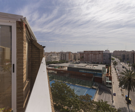 Wonderful Penthouse. Parking.