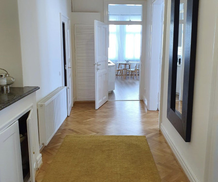 Modern 2 bedroom apartment in Vinohrady