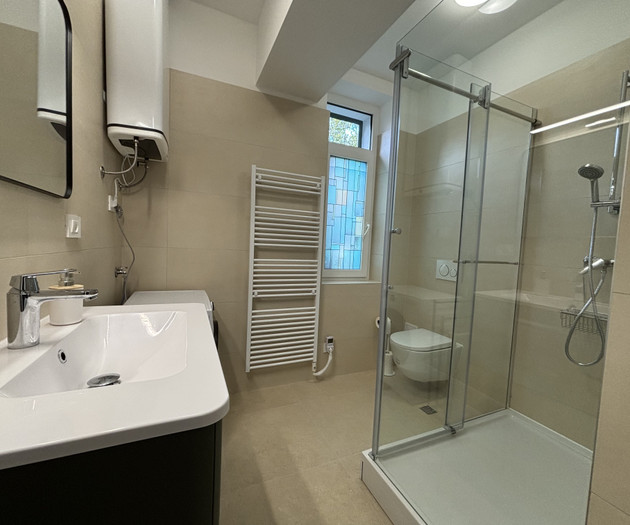 Newly Renovated Marjan one bedroom