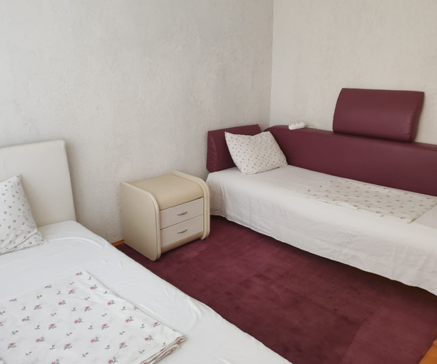 Bucharest Corporate & Group 4-Room Apartment