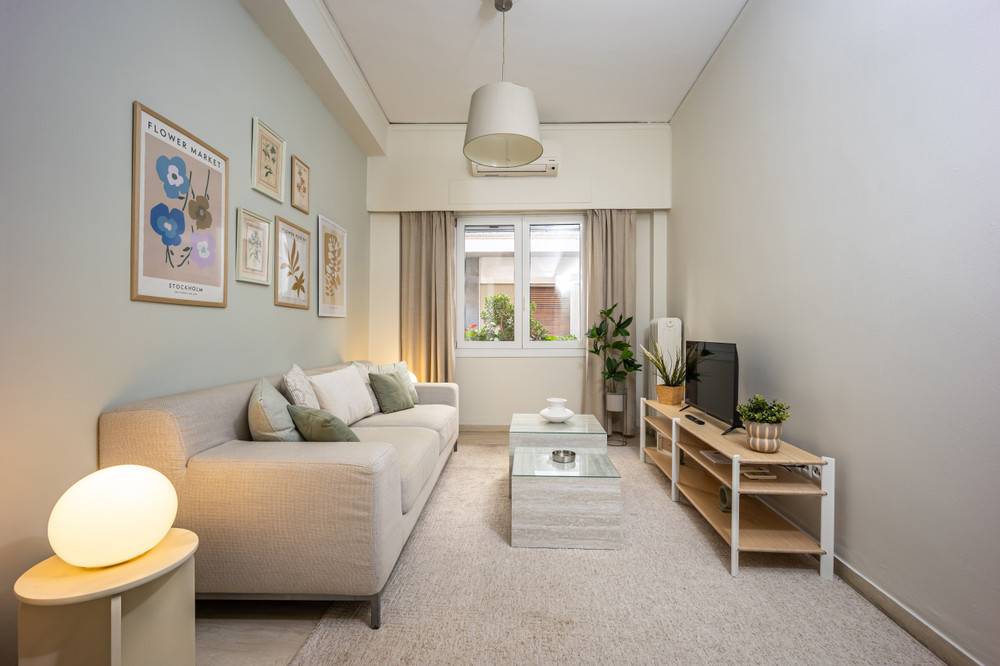 Chic Apartment by Ancient Agora & Metro preview