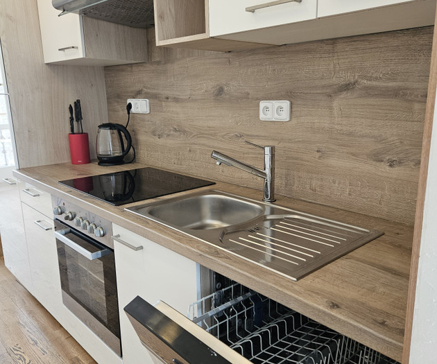 1kk 52m2 u metra Anděl Praha 5