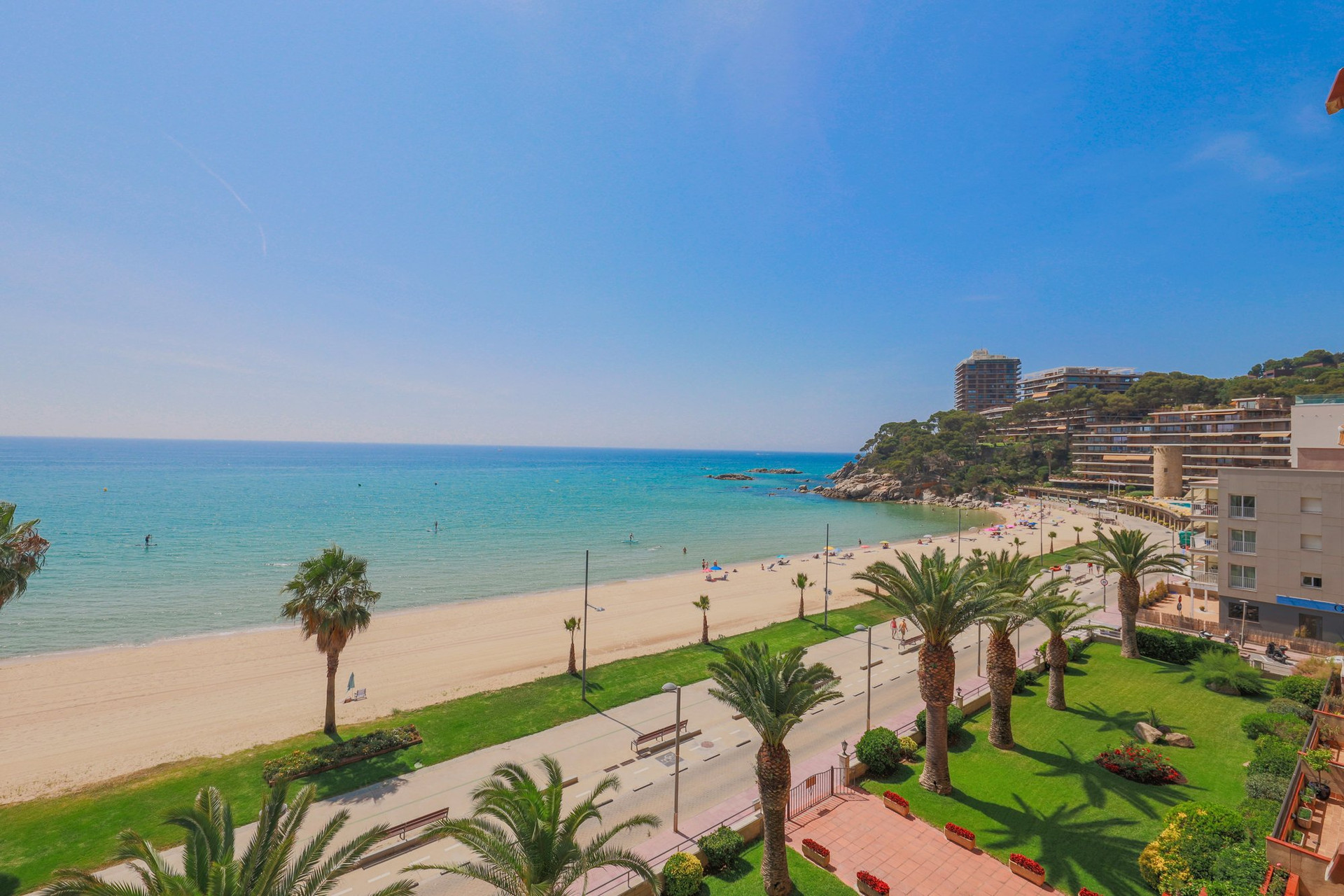 Sea-view private terrace