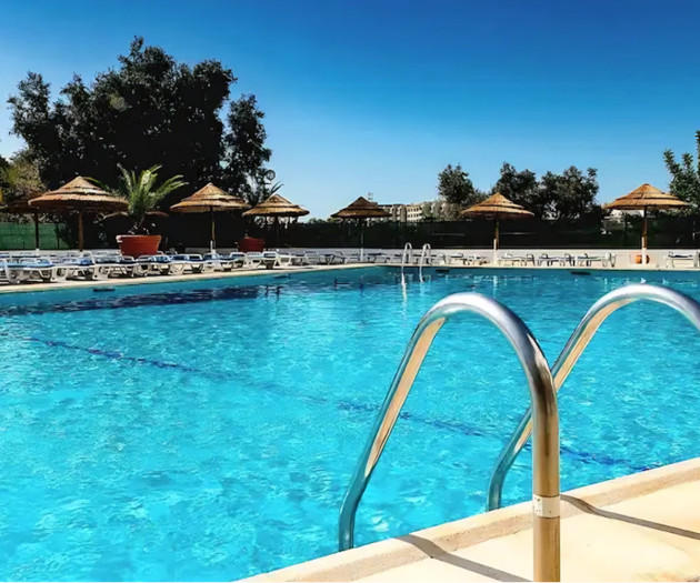 Remote Work Apartment with Pools & Spa