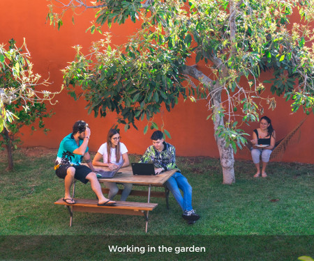 Tenerife coliving in historical house - Aloe room