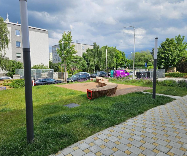 Family 2BR for 1-8 guests | Garden, Parking, Gym