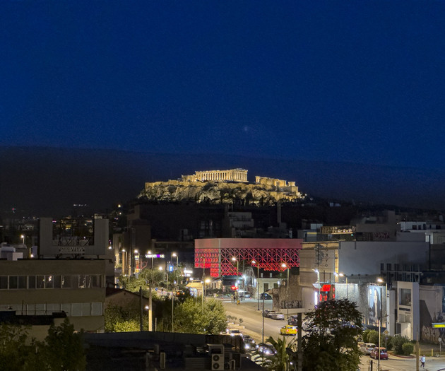 Acropolis Magical View Suite @ Metro Kerameikos