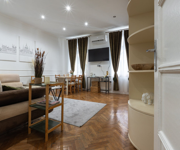 Eco-Parisian Chic 50m² Oasis |1Gbps| District VII
