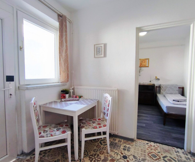 Caesar Residence - Commodus