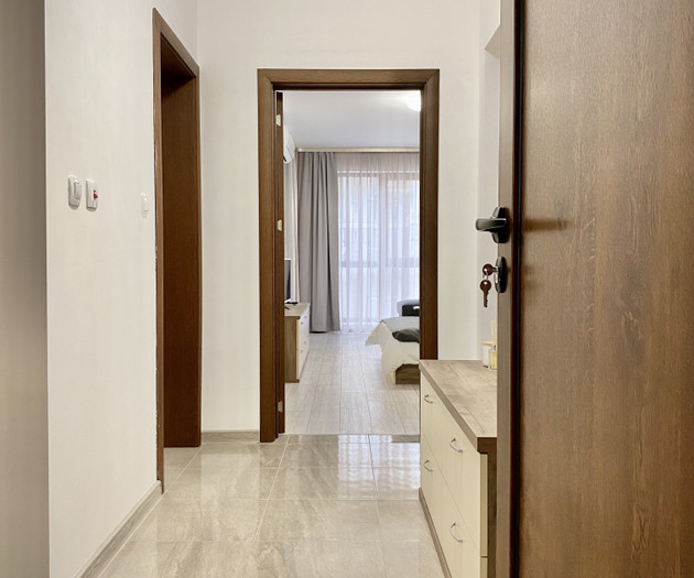 Spacious & Cozy 2 BDR Apartment with Fast Wi-fi