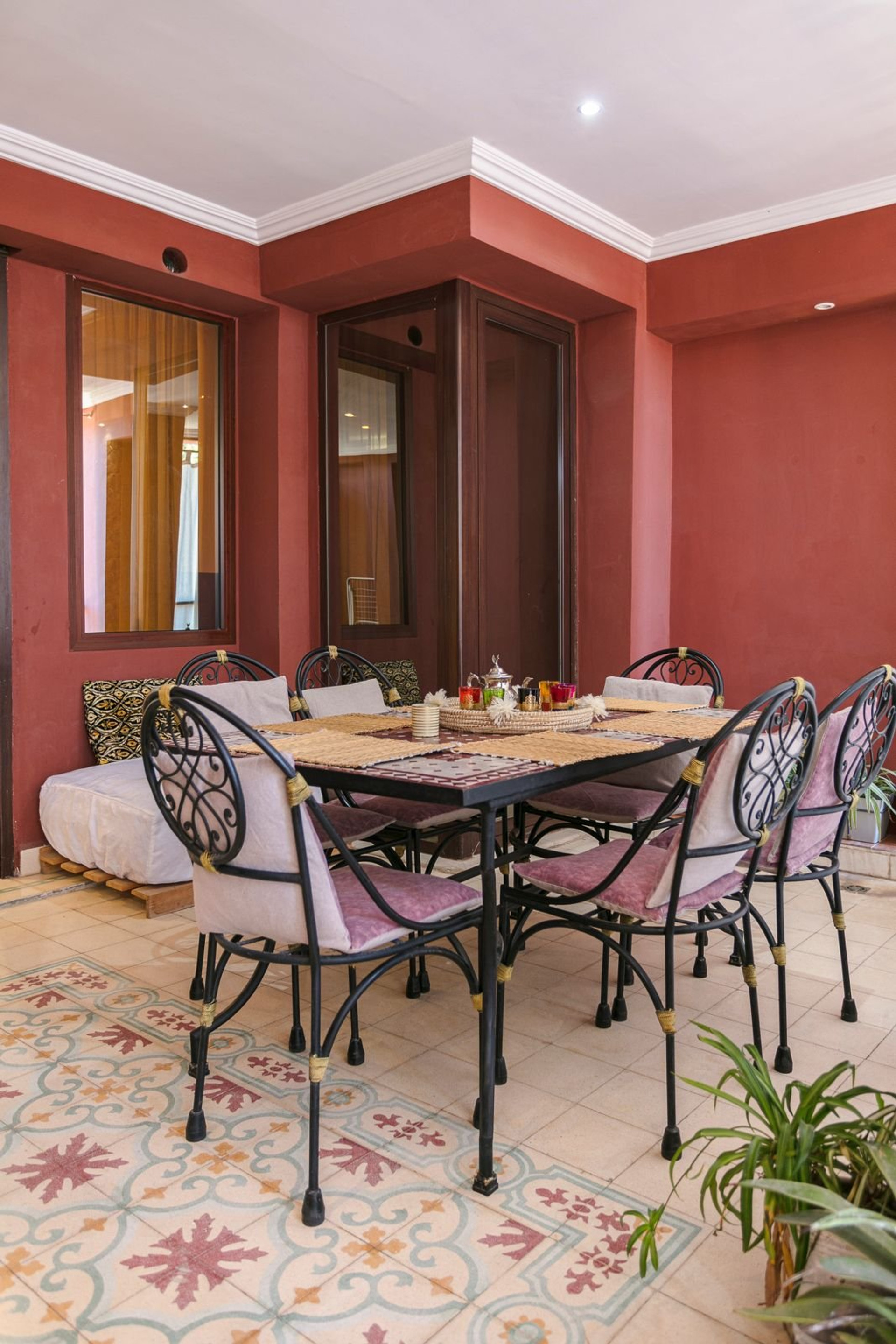 Spaciaous Terrace with dining area