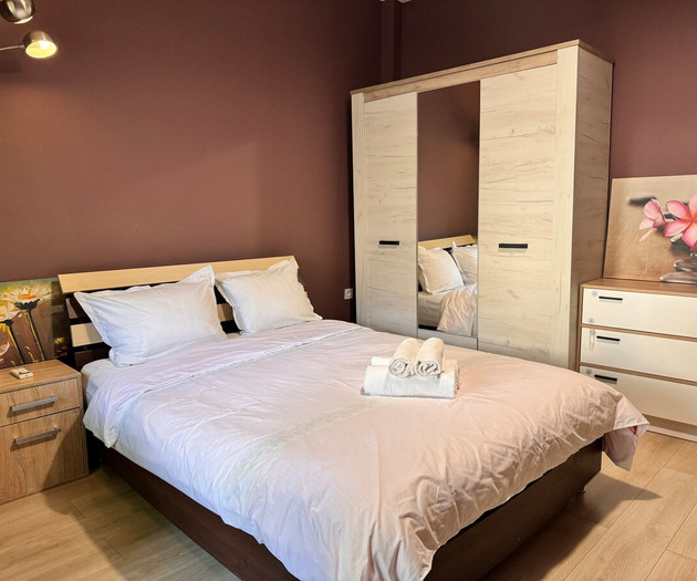 Cozy Central Apartment – Steps from Everything!
