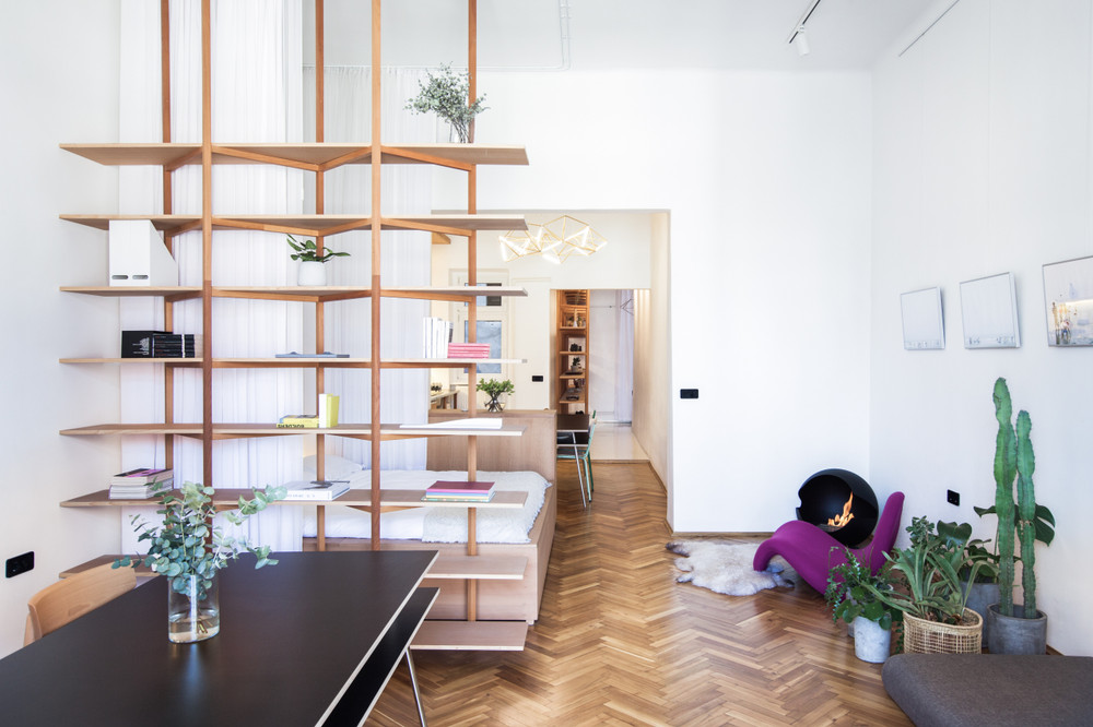 Architects' apartment with balcony and iconic view preview