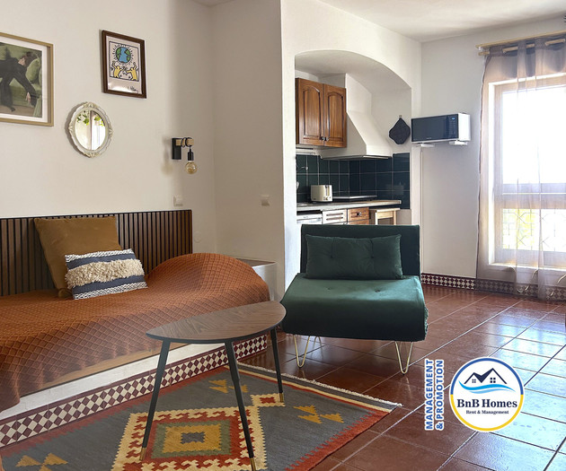 Cozy Studio with Pool - The Strip street & Beach