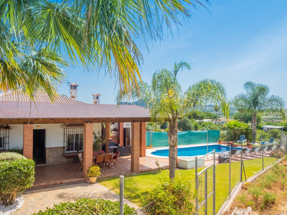 Cubo's Villa Teresa preview