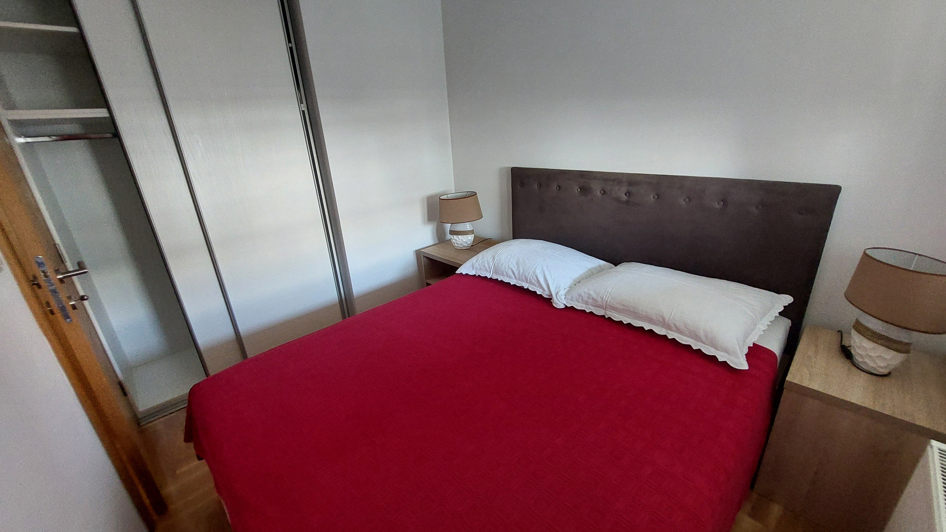Second bedroom with wardrobe