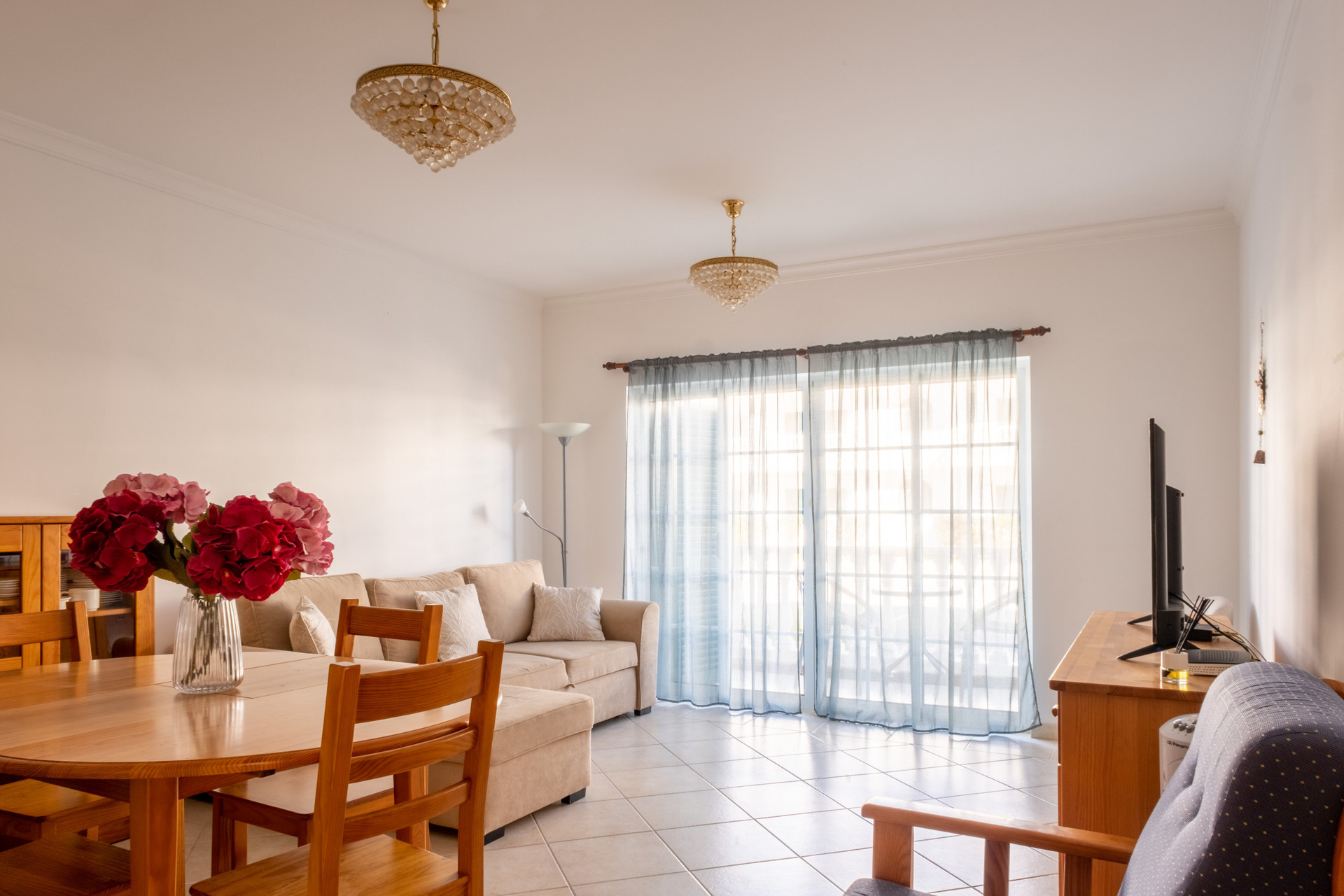 Bright living and dining area