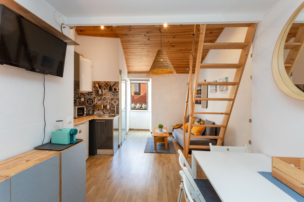 Stylish Loft Apartment in Santos-o-Velho preview