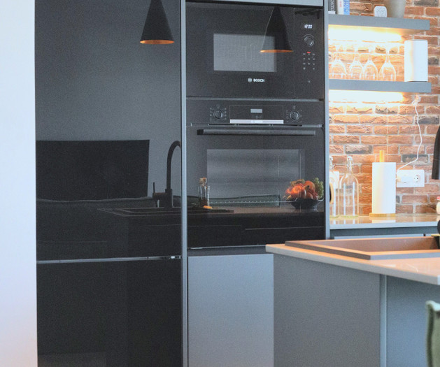 Corner Nest Preveza – Balcony, Parking & Wi-Fi