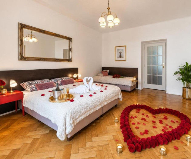 Royal Prague Heart Suite