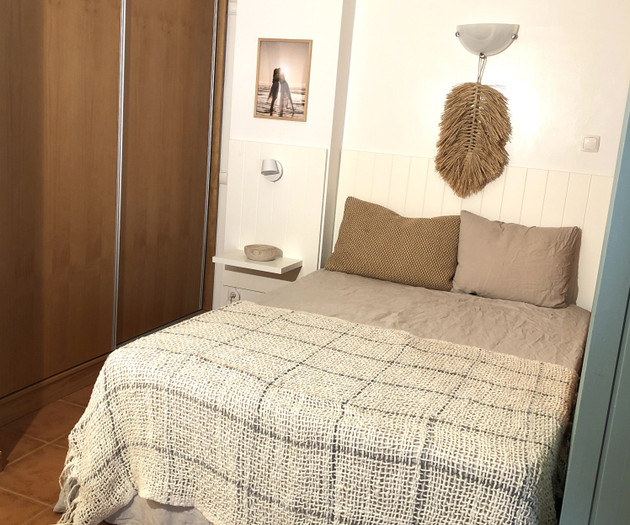 Spacious studio, 2min walk from beach