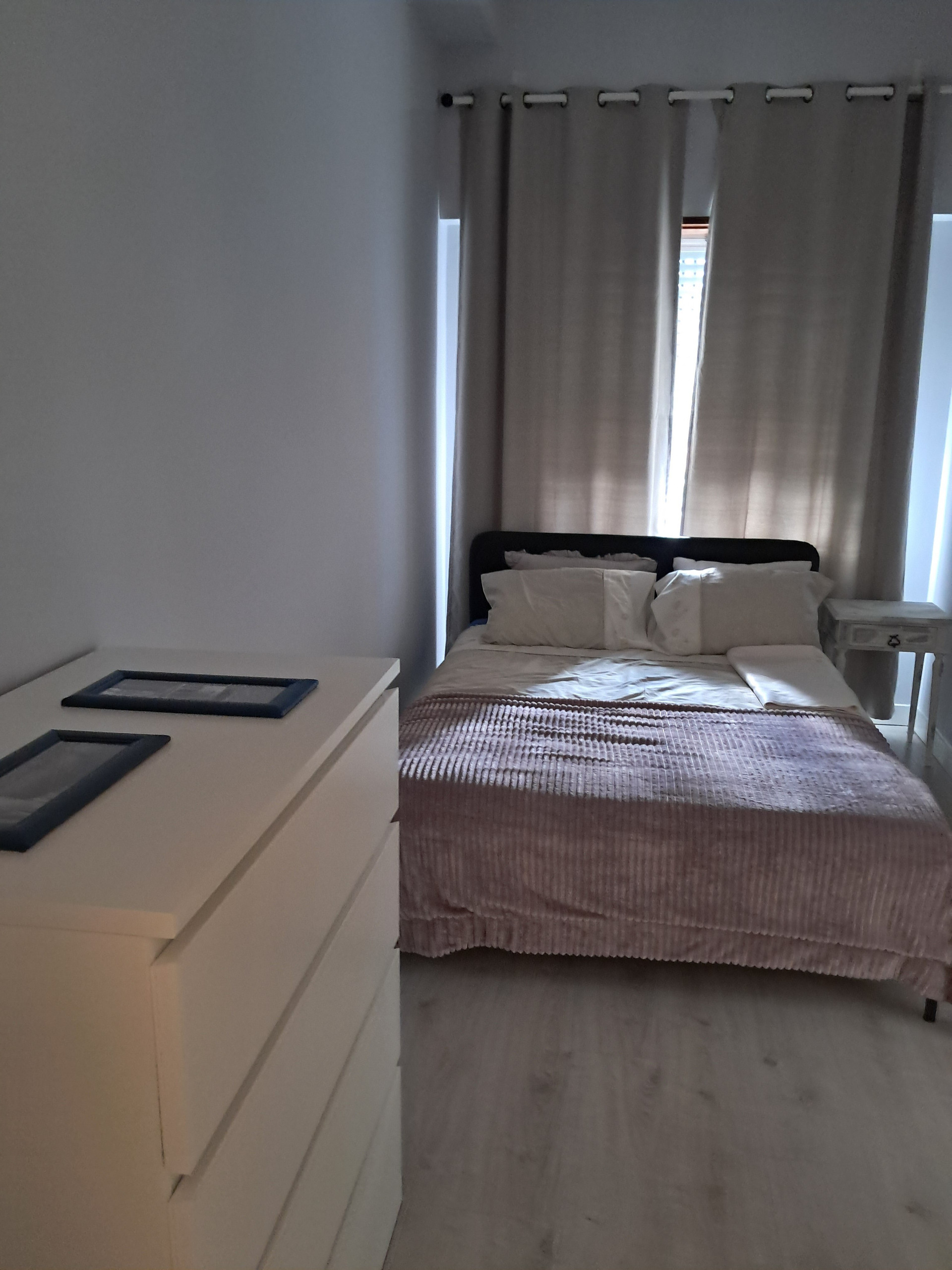 Apartamento T1, cozinha americana, espaço exterior fantastico, mobilado e equipado,pontro a utilizar, na melhor zona da cidade.