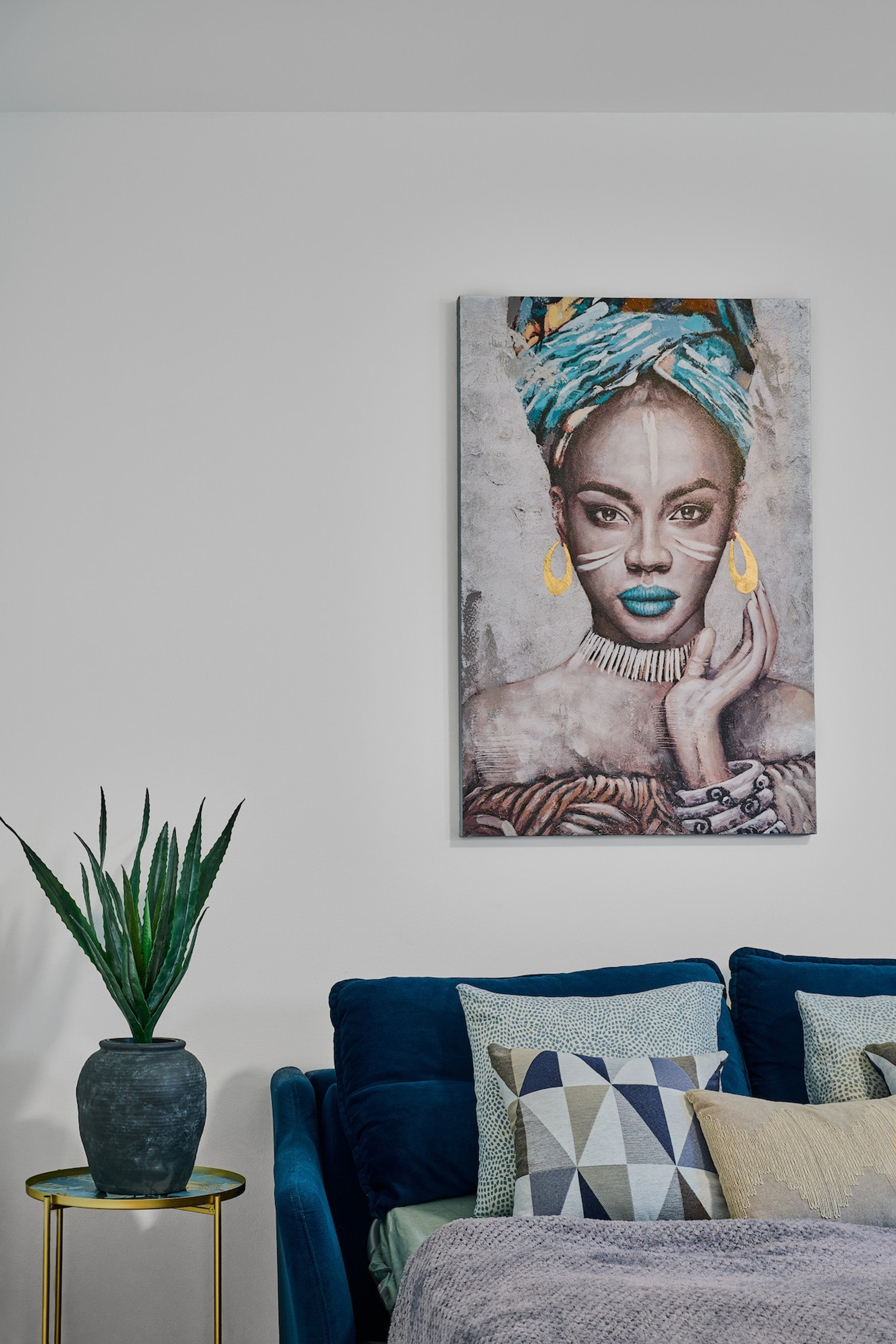 Living room image 4
