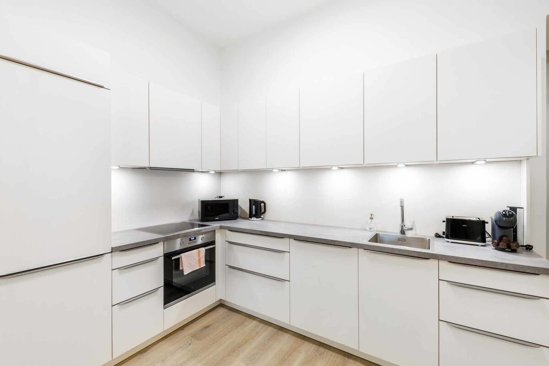 Kitchenette image 1