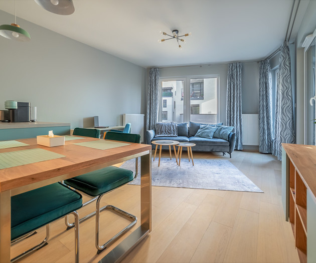 Vista Serenity Apartment with Parking Garage