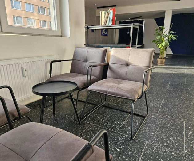 Family 2BR for 1-8 guests | Garden, Parking, Gym
