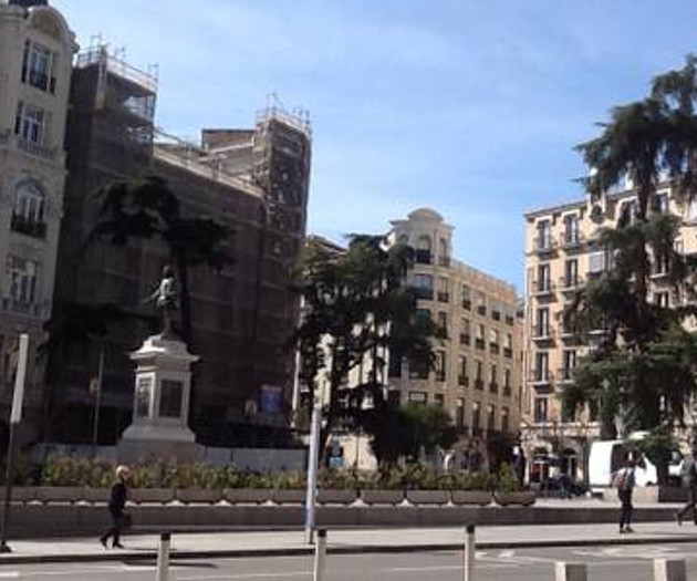 Apartamento en Cortes/ Barrio de las Letras Madrid