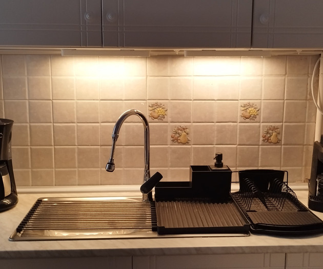 Kitchen sink with faucet
