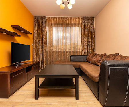 "South" Plovdiv - 2BD Flat with Balcony